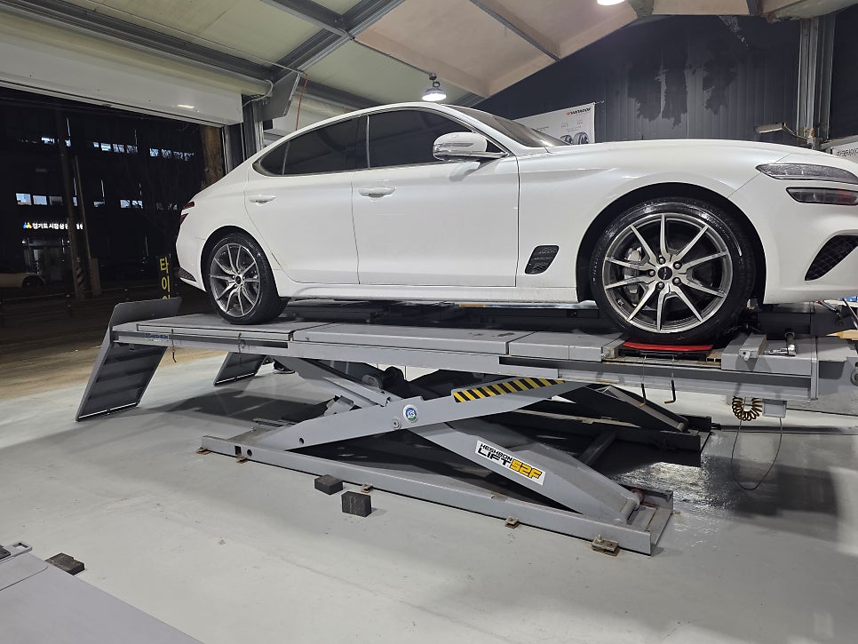 제네시스 G70 3.3T 작업 사진